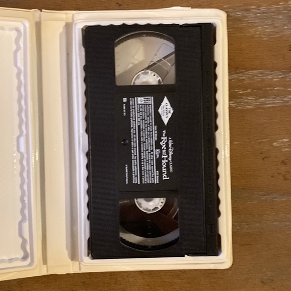 1994 Original Vintage Walt Disney's Black Diamond "The Fox and the Hound" VHS - Picture 3 of 10